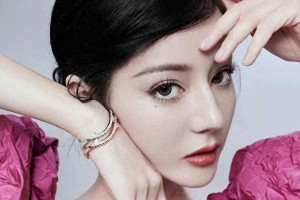 迪奥艺术展上海开幕：迪丽热巴惊艳，邓为周也任大使