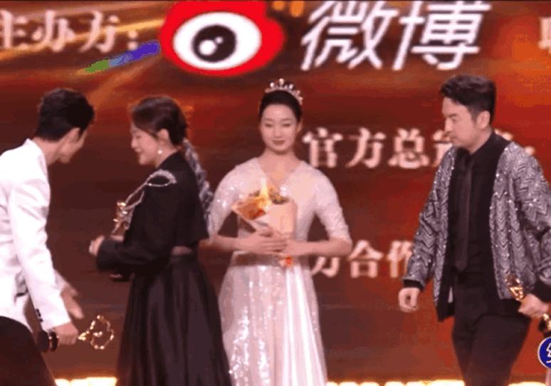 肖战早期舞台照