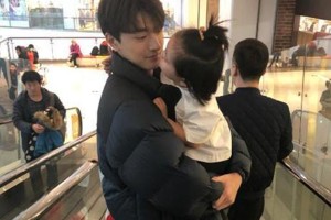 林一电梯吻女孩身份揭秘及个人资料