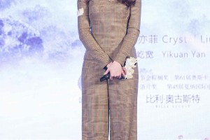 刘亦菲国籍争议：金鹰奖取消提名引热议