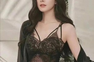杨幂内衣写真曝光，168cm身材曲线惊艳全网